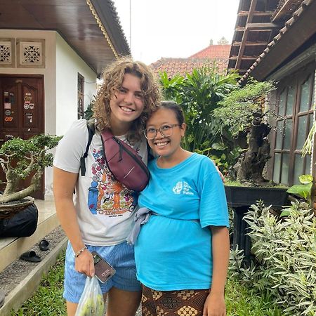 Raditya Homestay Mambat Exterior foto